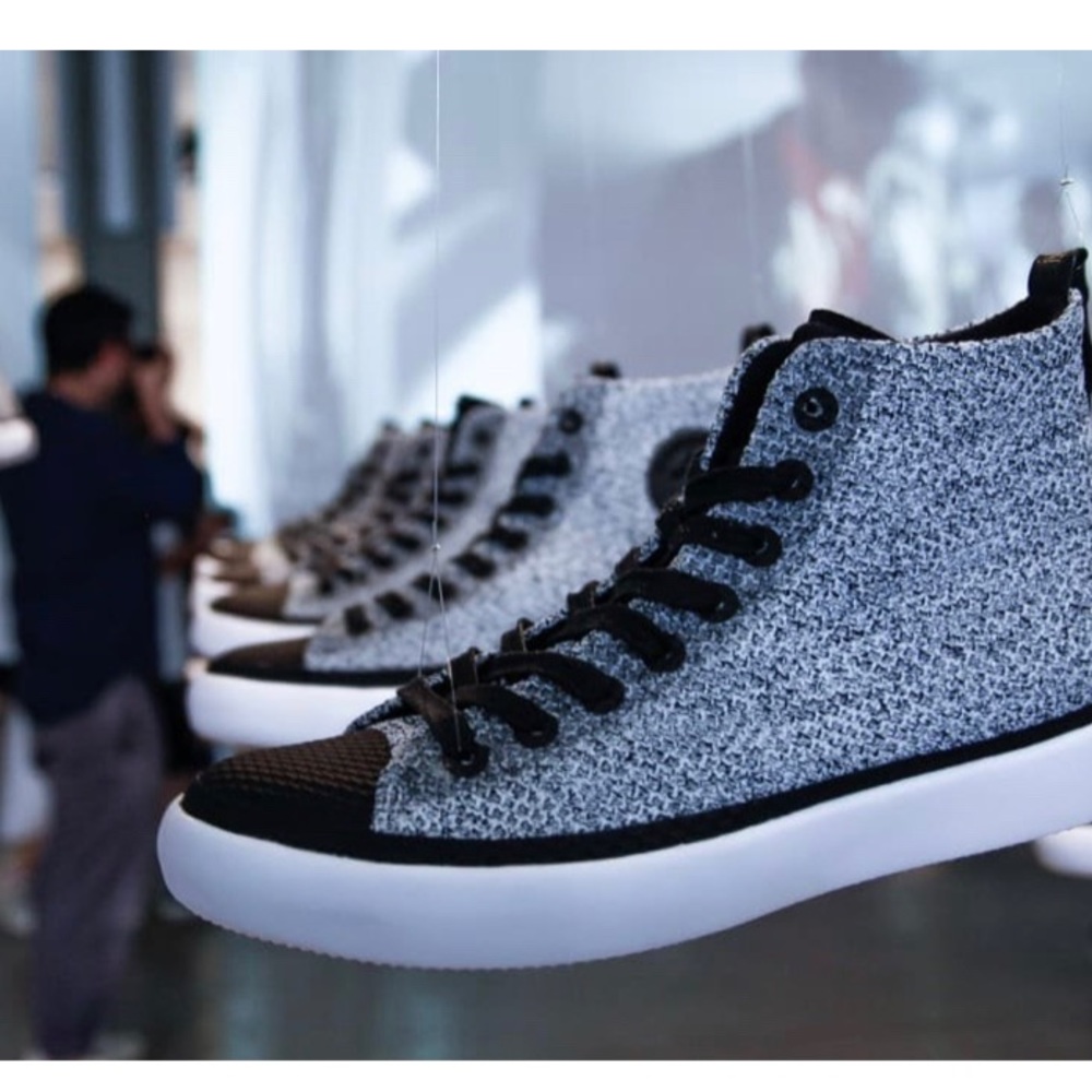 Converse All Star Modern Hi Tweed Black White High top women’s 9 lightweight